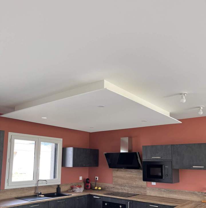 Nous réalisons la pose de faux plafonds de A à Z.