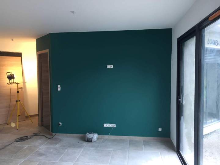 Nous apportons une touche de fraîcheur à votre intérieur grâce à une simple couche de peinture.